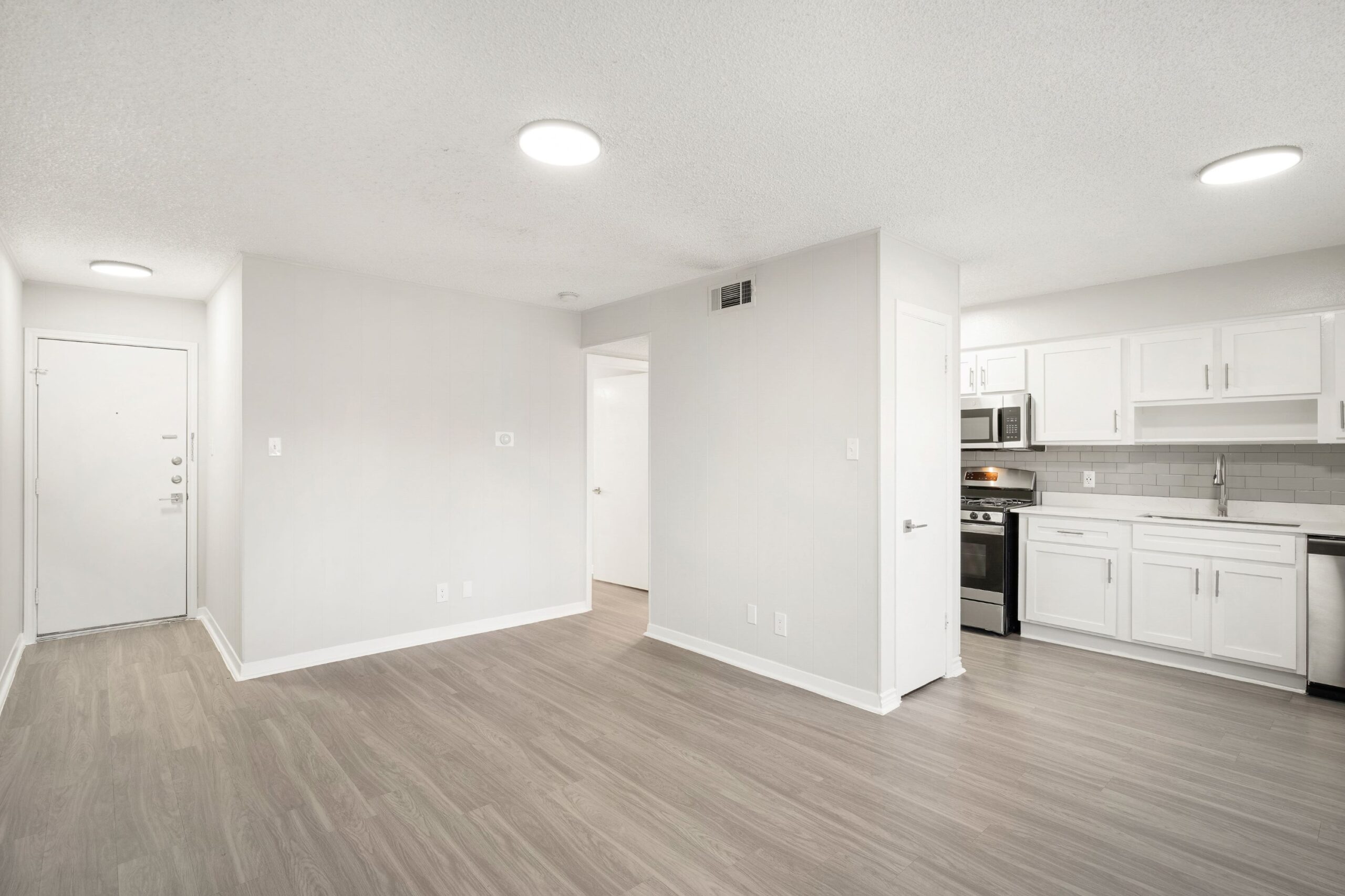 [www.peaseparksideapts.com][825]643ee1ad5c692477b5b231b9_Pease20Parkside20Interior202